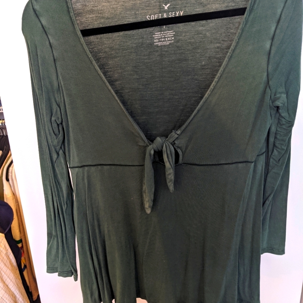 Dark green bow top